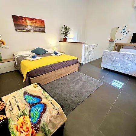 Apartment Butterfly House *