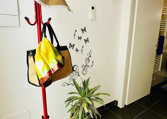 Apartment Butterfly House *