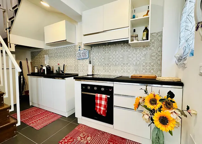 Apartment Butterfly House *